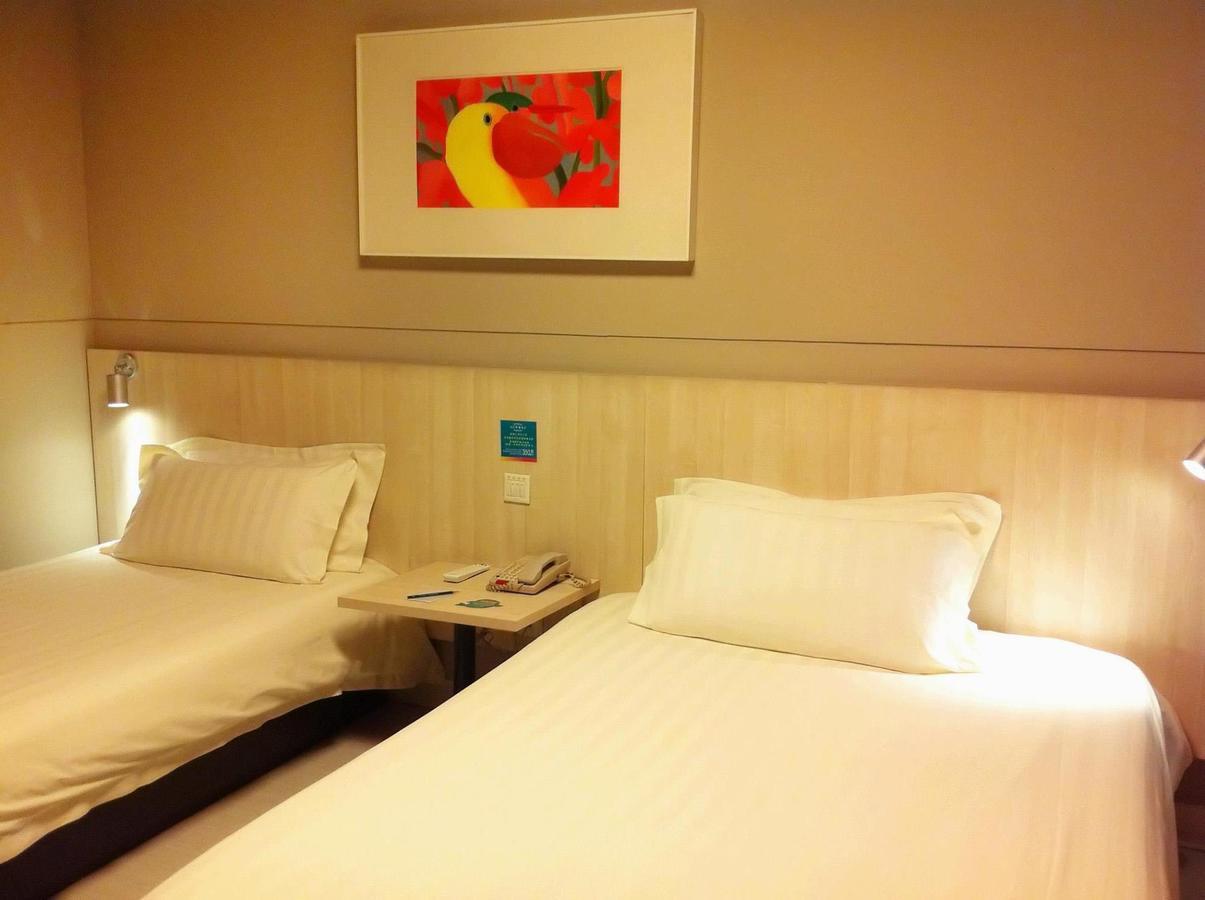 Jinjiang Inn - Wuhan Ziyang Road Екстер'єр фото