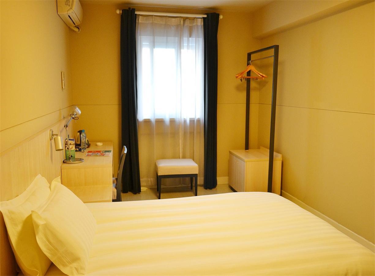 Jinjiang Inn - Wuhan Ziyang Road Екстер'єр фото